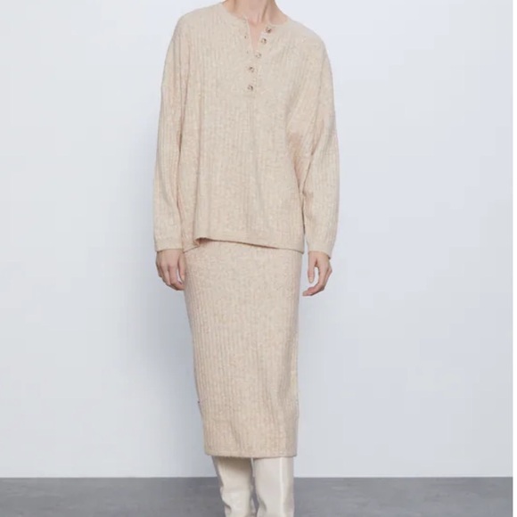 ZARA STRIPED MIDI SKIRT SZ S - Picture 9 of 9